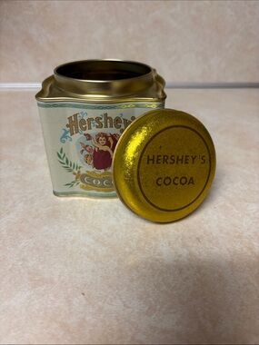 Vintage Bristol Ware Hershey's Cocoa Tin With A Gold Lid